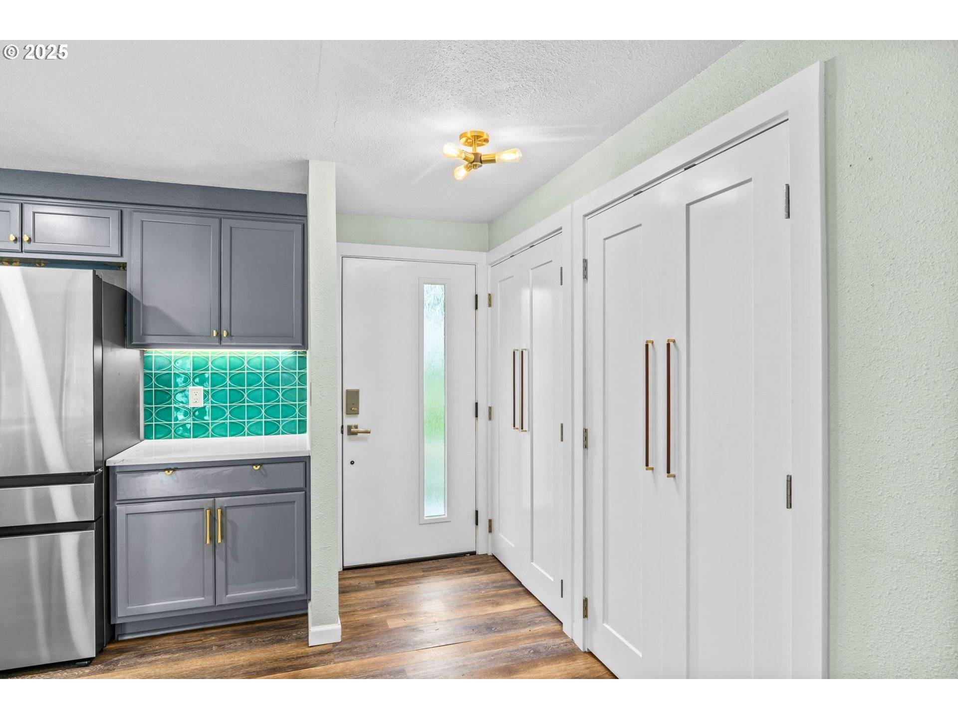 Eugene, OR 97402,27862 GREEN OAKS DR