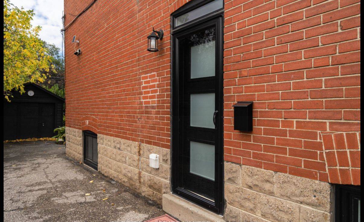 Toronto C03, ON M6E 2V6,276 Oakwood AVE #basement