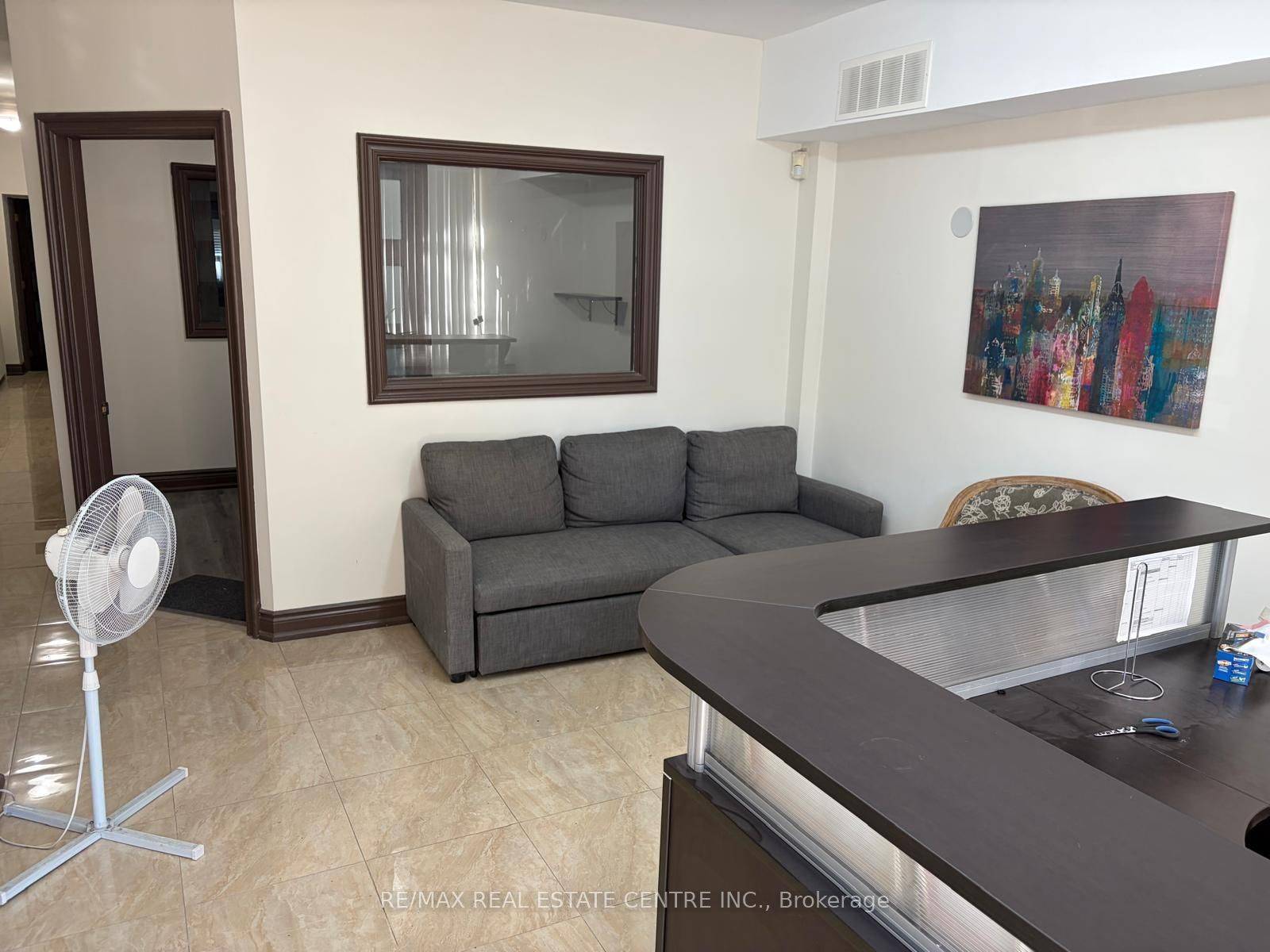 Toronto E06, ON M1L 1C3,3280 Danforth AVE #Restaurant