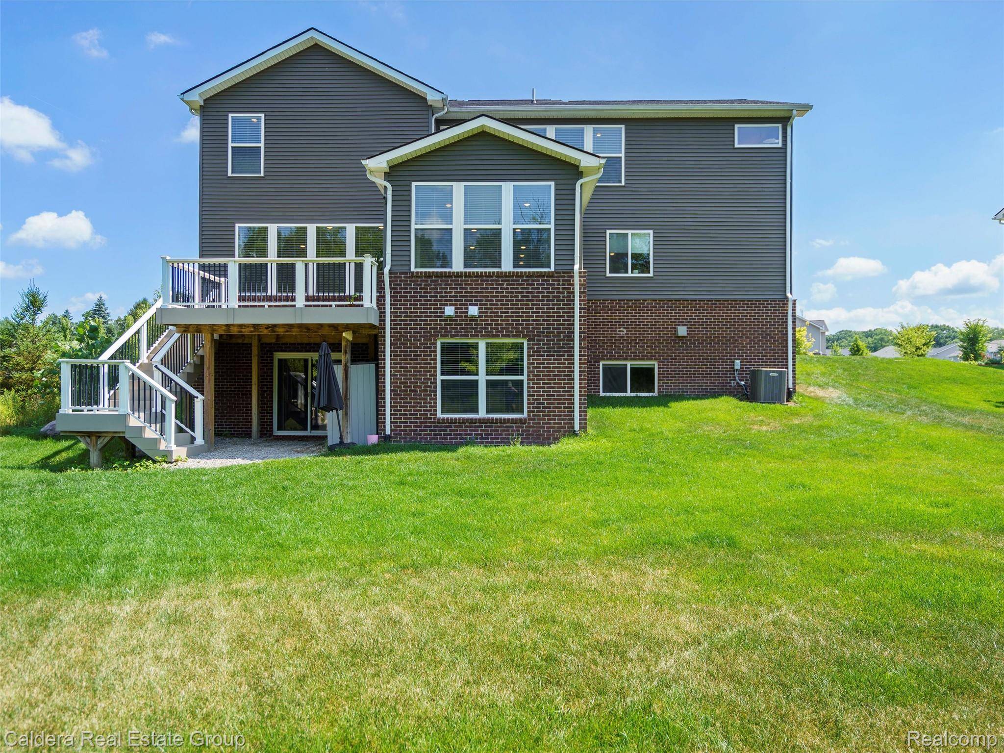 Lake Orion, MI 48359,4132 Walcott DR