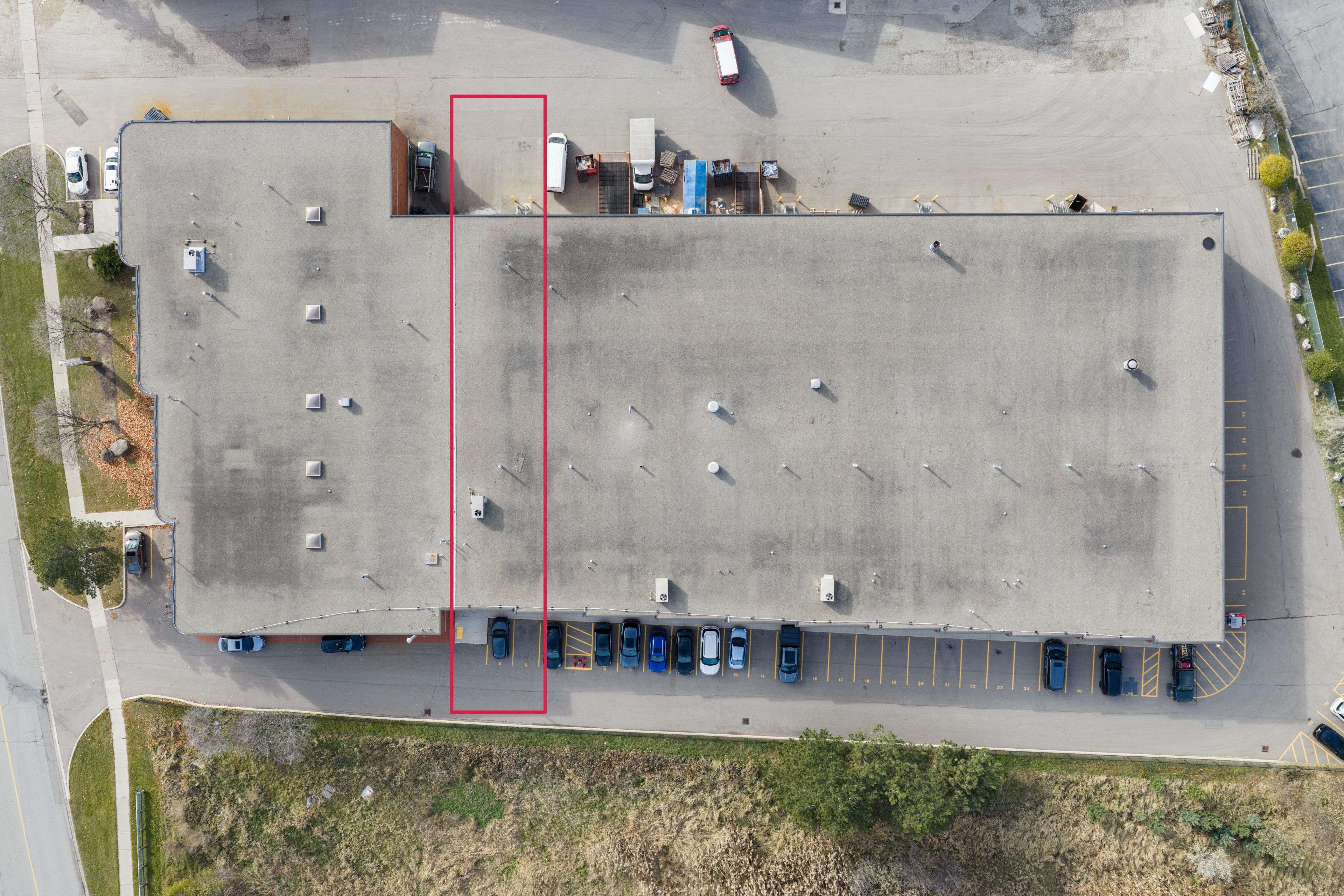 Brampton, ON L6T 4N3,4 Alfred Kuehne BLVD #3