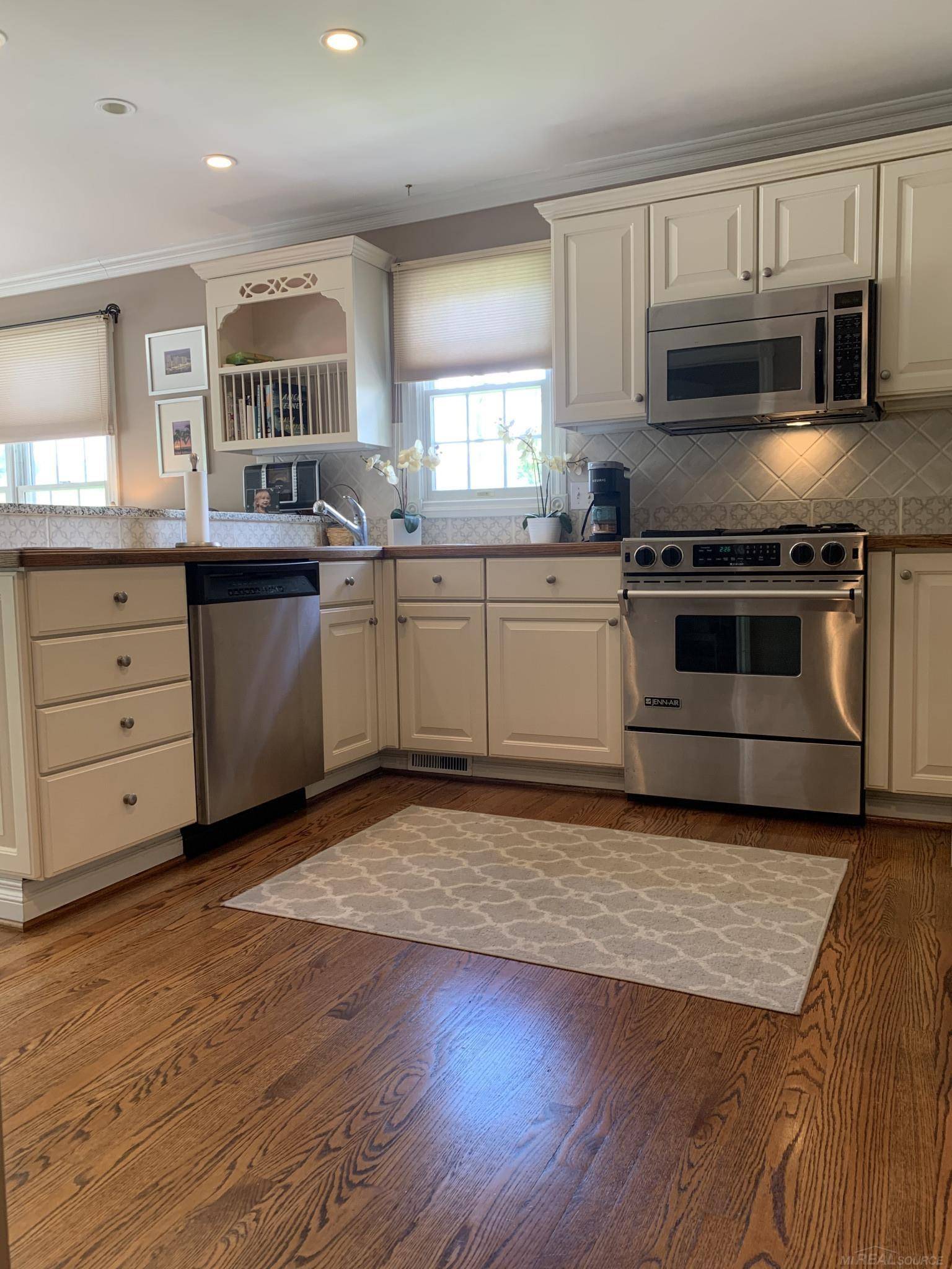 Harrison Twp, MI 48045,26010 Felicity