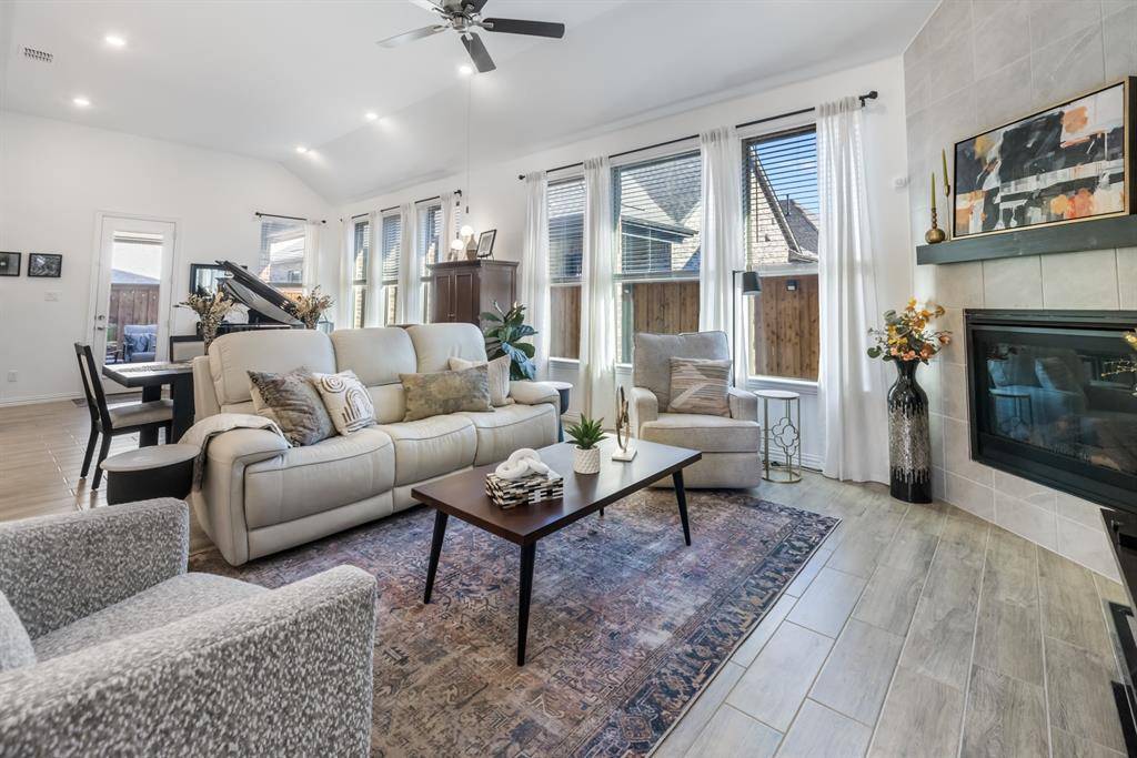 Arlington, TX 76005,4745 Kings Garden Parkway