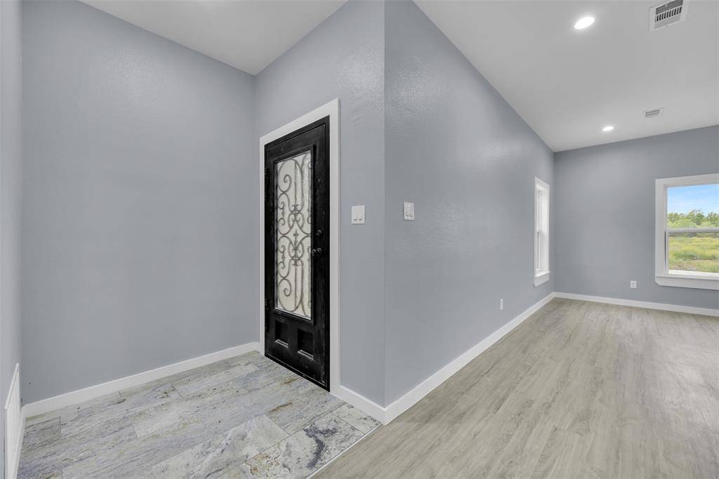 Rice, TX 75155,409 N Dallas Street