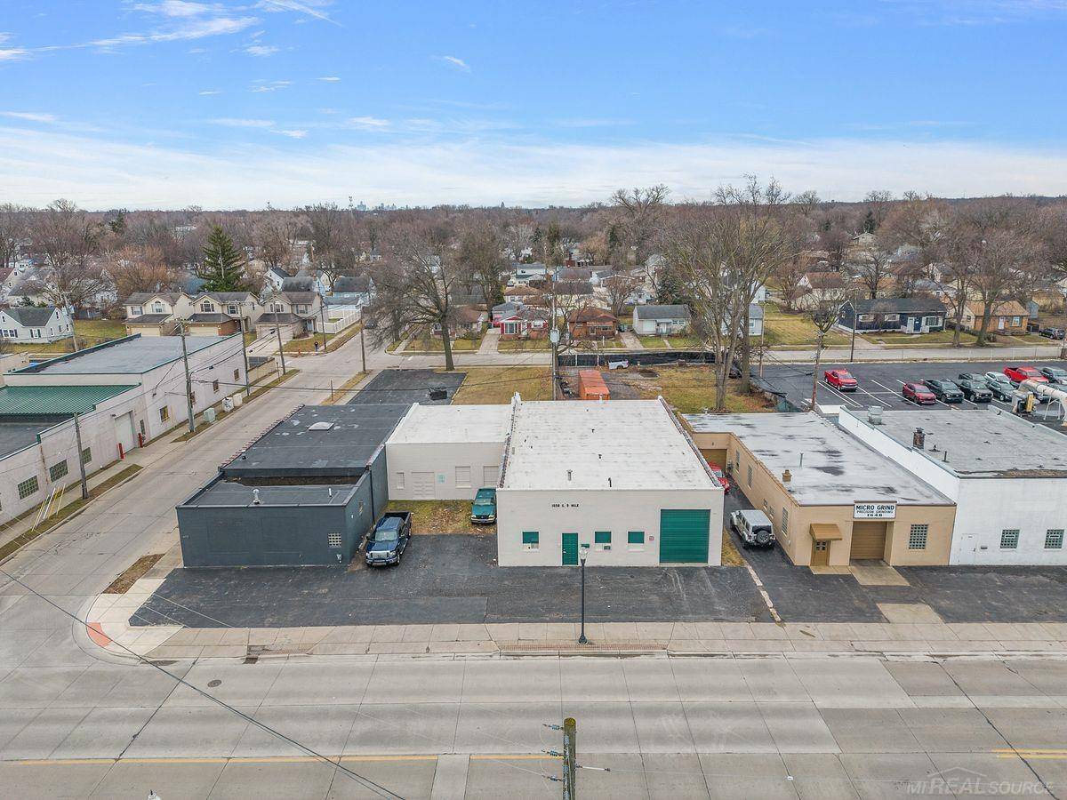 Hazel Park, MI 48030,1658 E 9 Mile RD