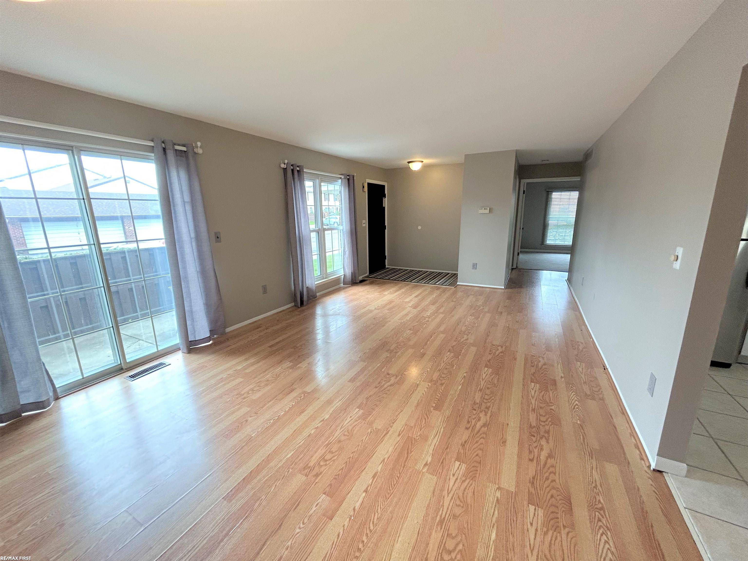 Clinton Township, MI 48038,39448 Old Dominion