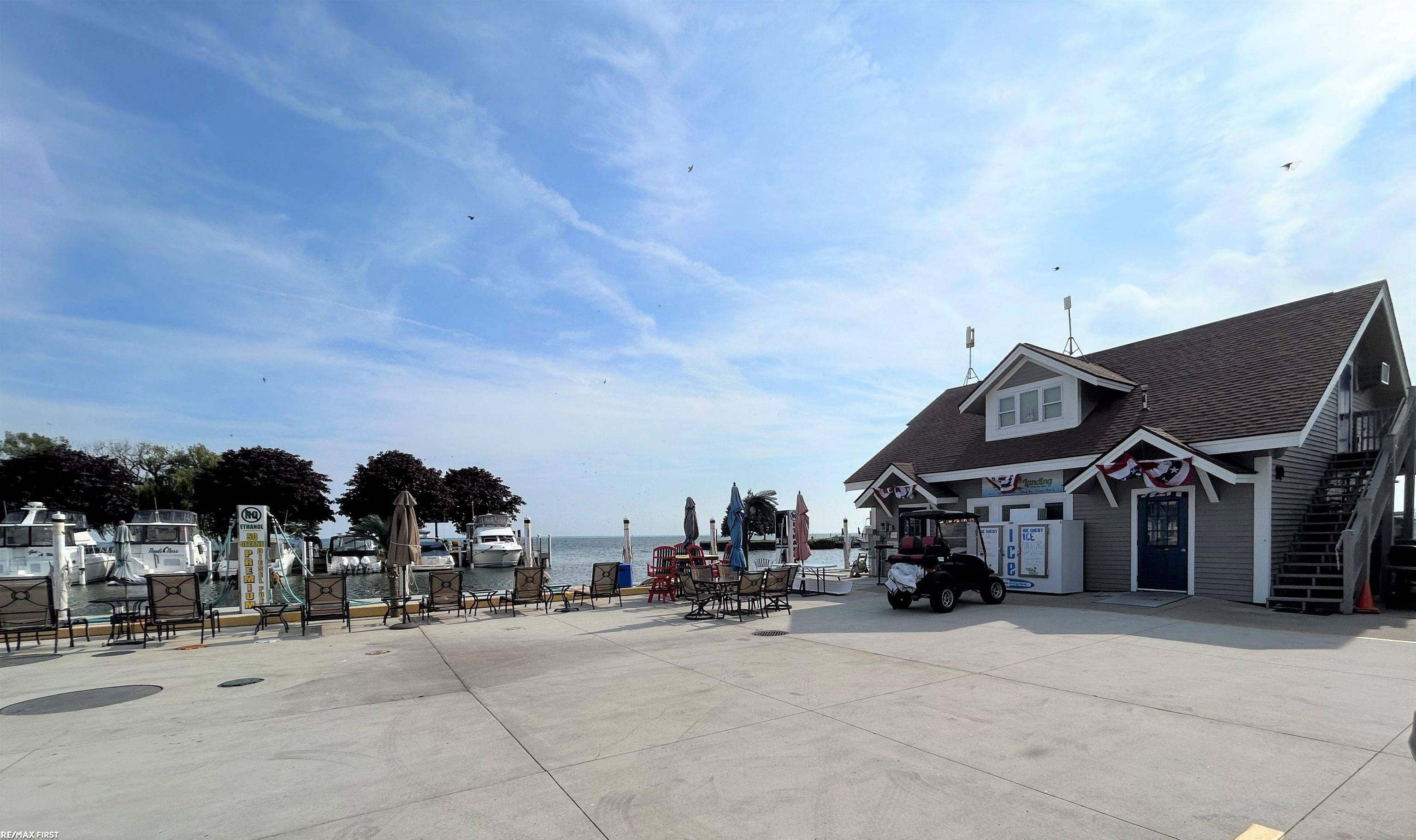 Harrison Twp, MI 48045,41700 Conger Bay