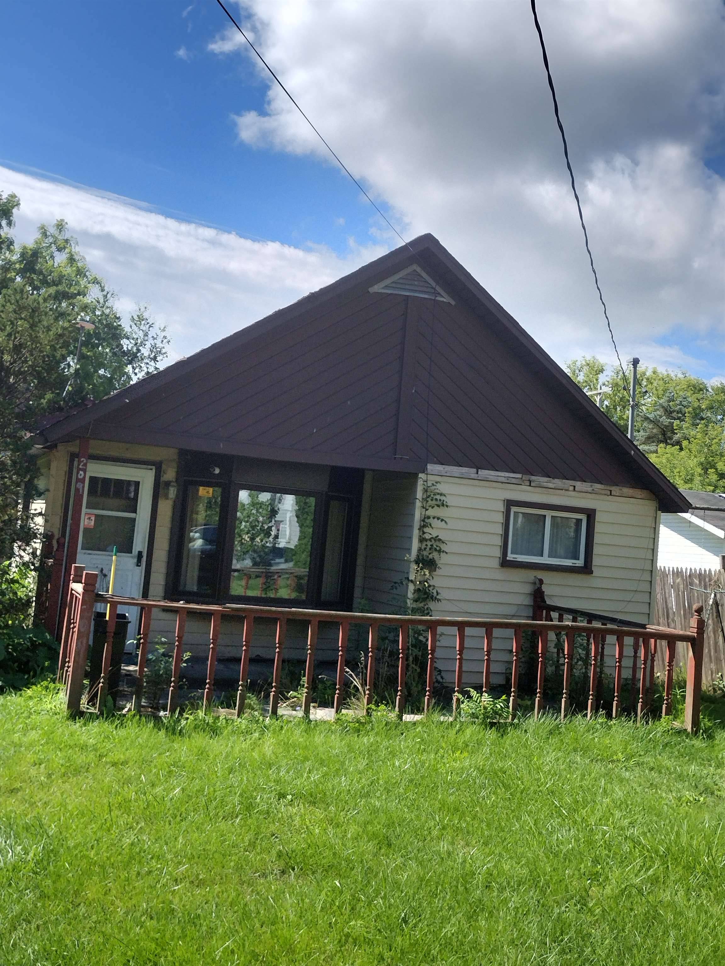 Pompeii, MI 48874,209 W Fulton