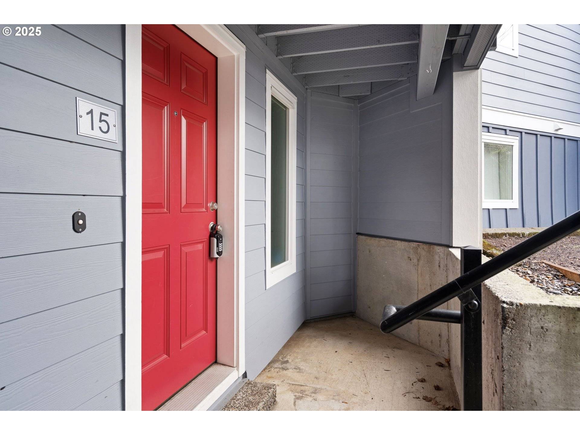 Lake Oswego, OR 97035,47 EAGLE CREST DR #15