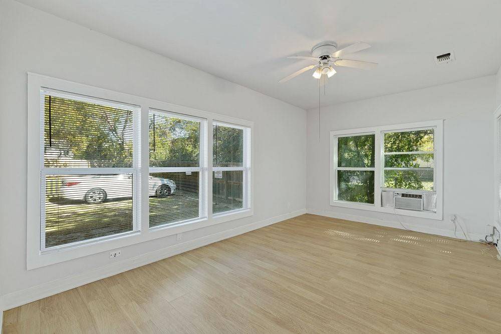 Denton, TX 76201,608 W Hickory Street #B