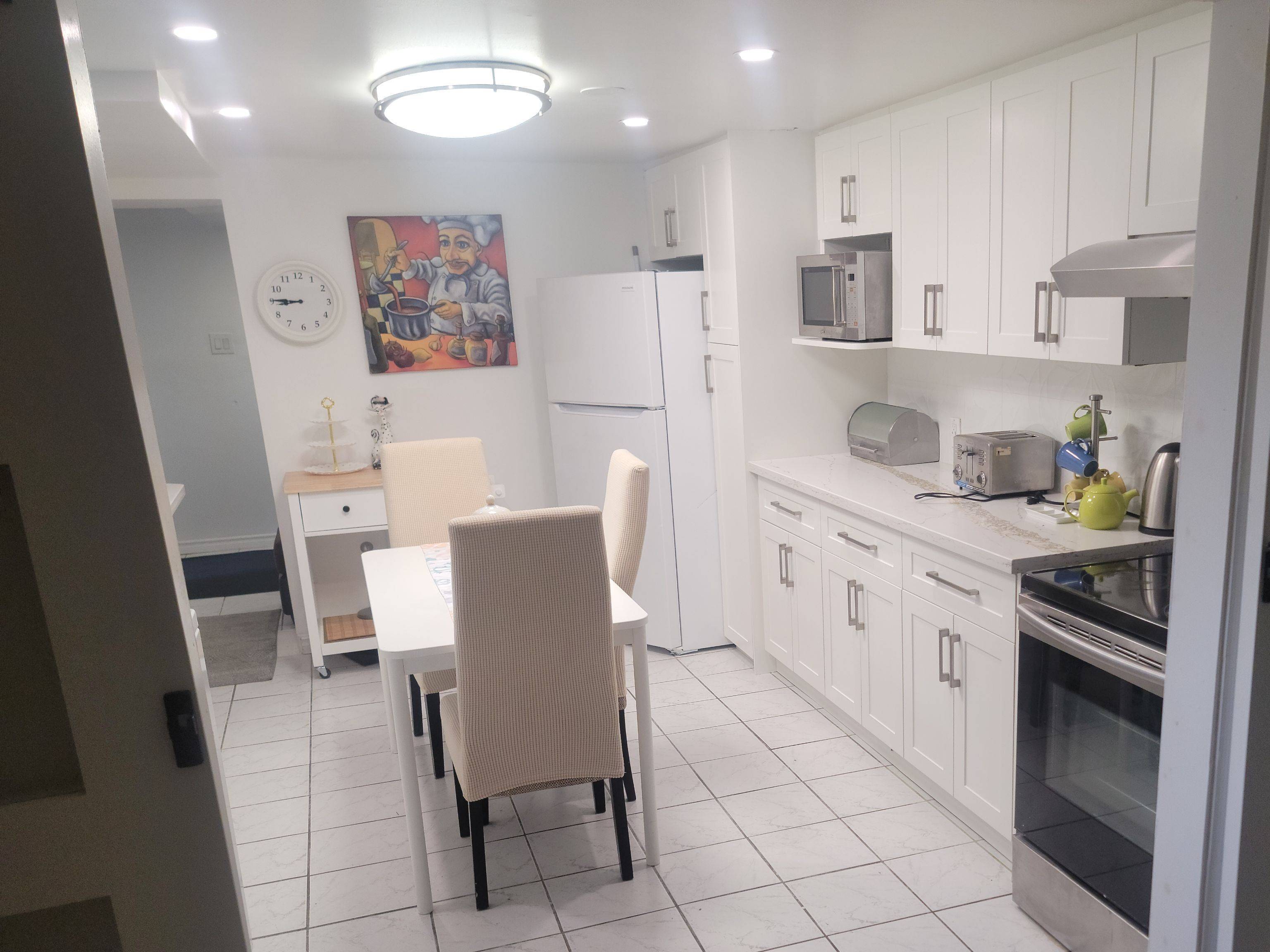 Oakville, ON L6J 1X4,1252 Hillhurst RD #Basement