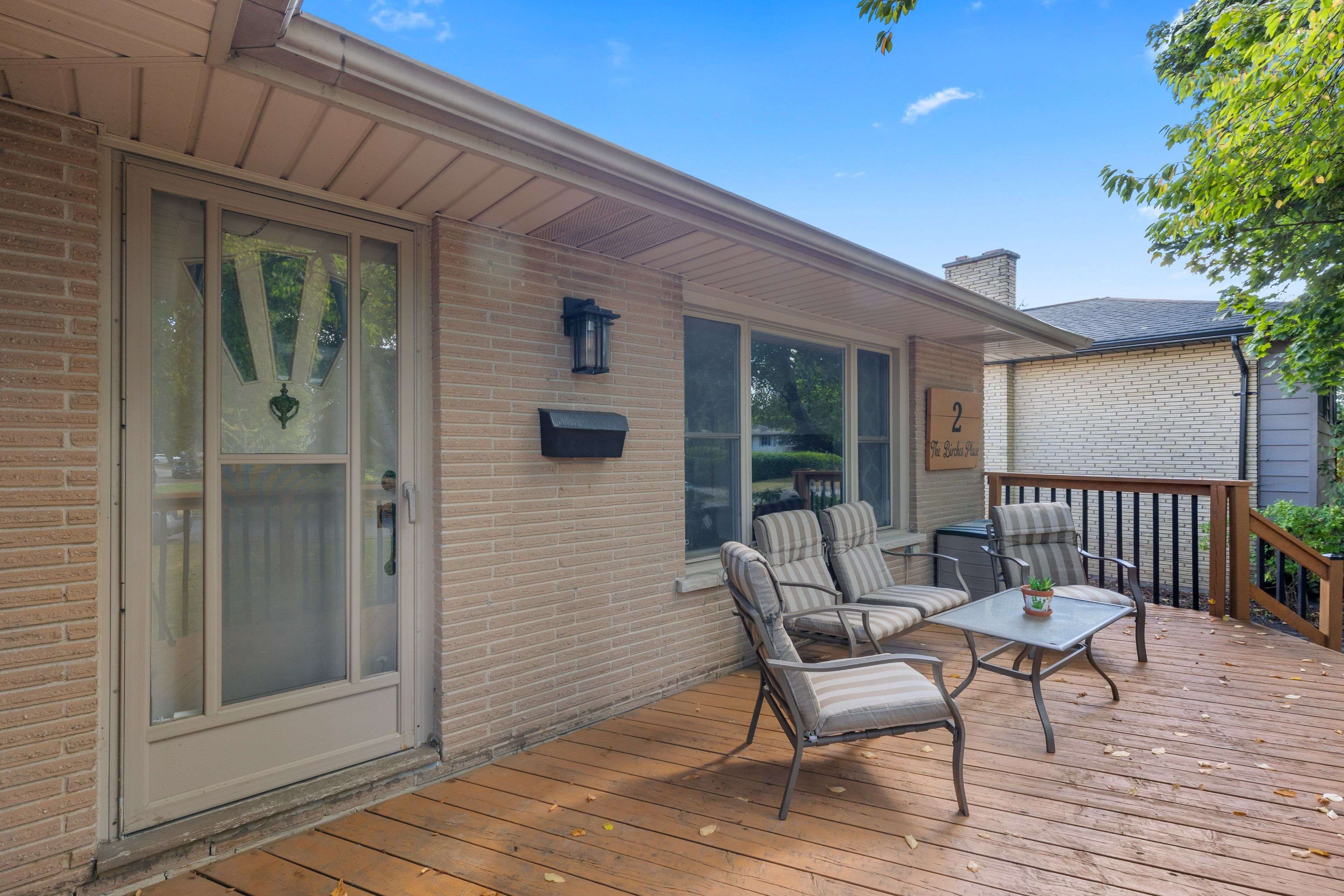 London South, ON N5Z 4G2,2 The Birches PL