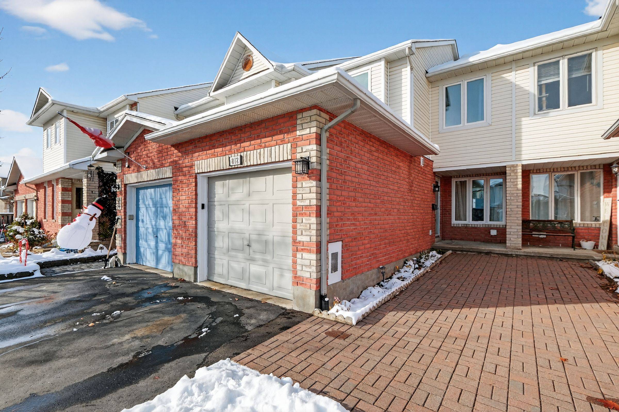 Orleans - Cumberland And Area, ON K4A 3X2,812 Nesting WAY