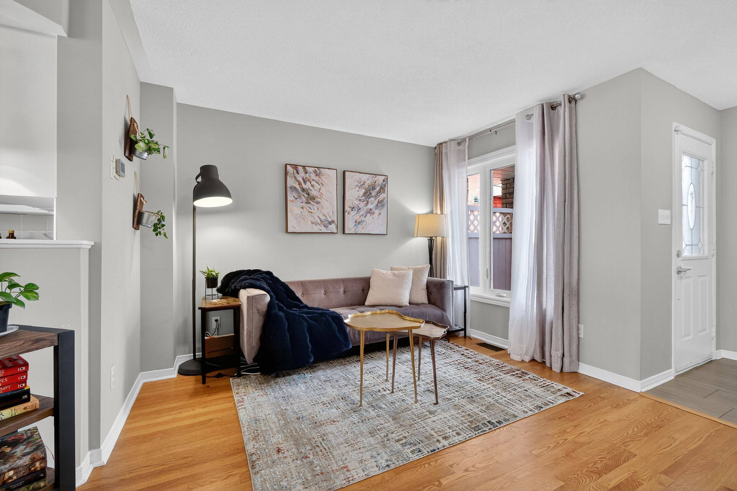 Orleans - Cumberland And Area, ON K4A 3X2,812 Nesting WAY