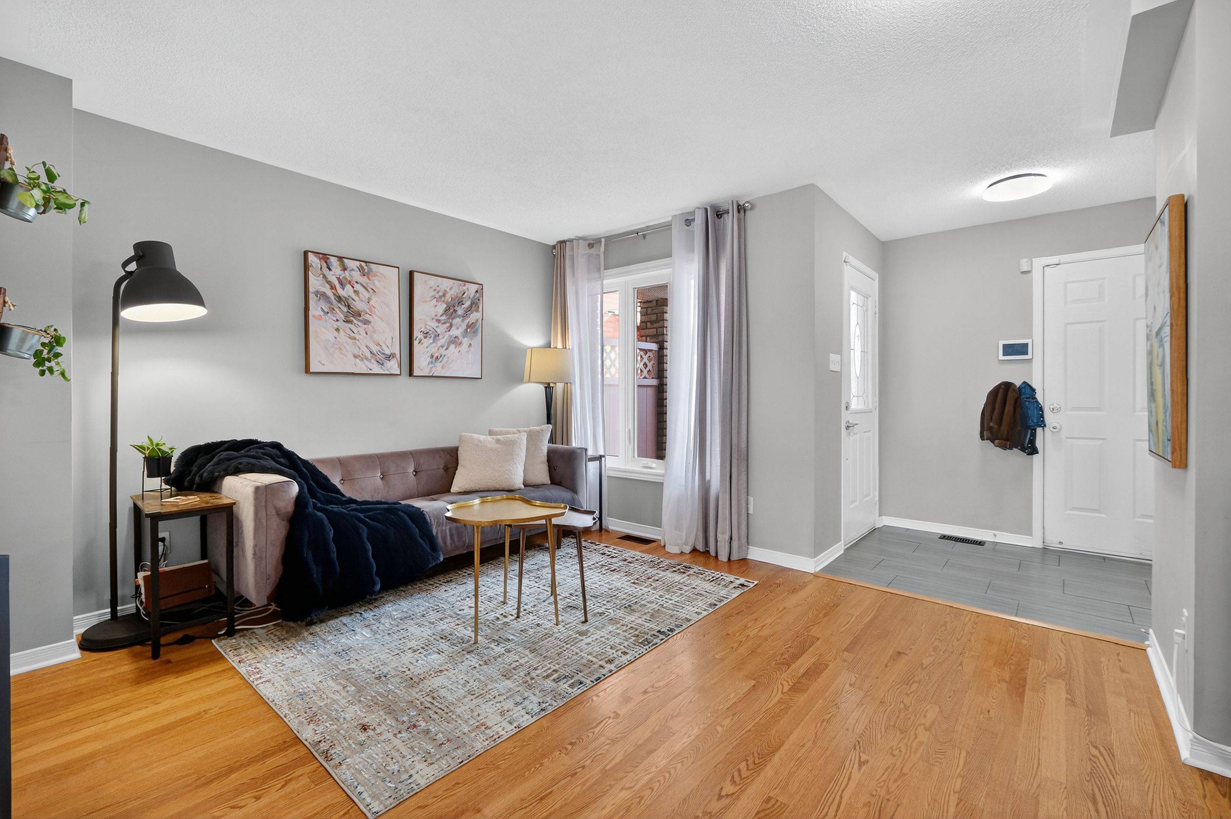 Orleans - Cumberland And Area, ON K4A 3X2,812 Nesting WAY