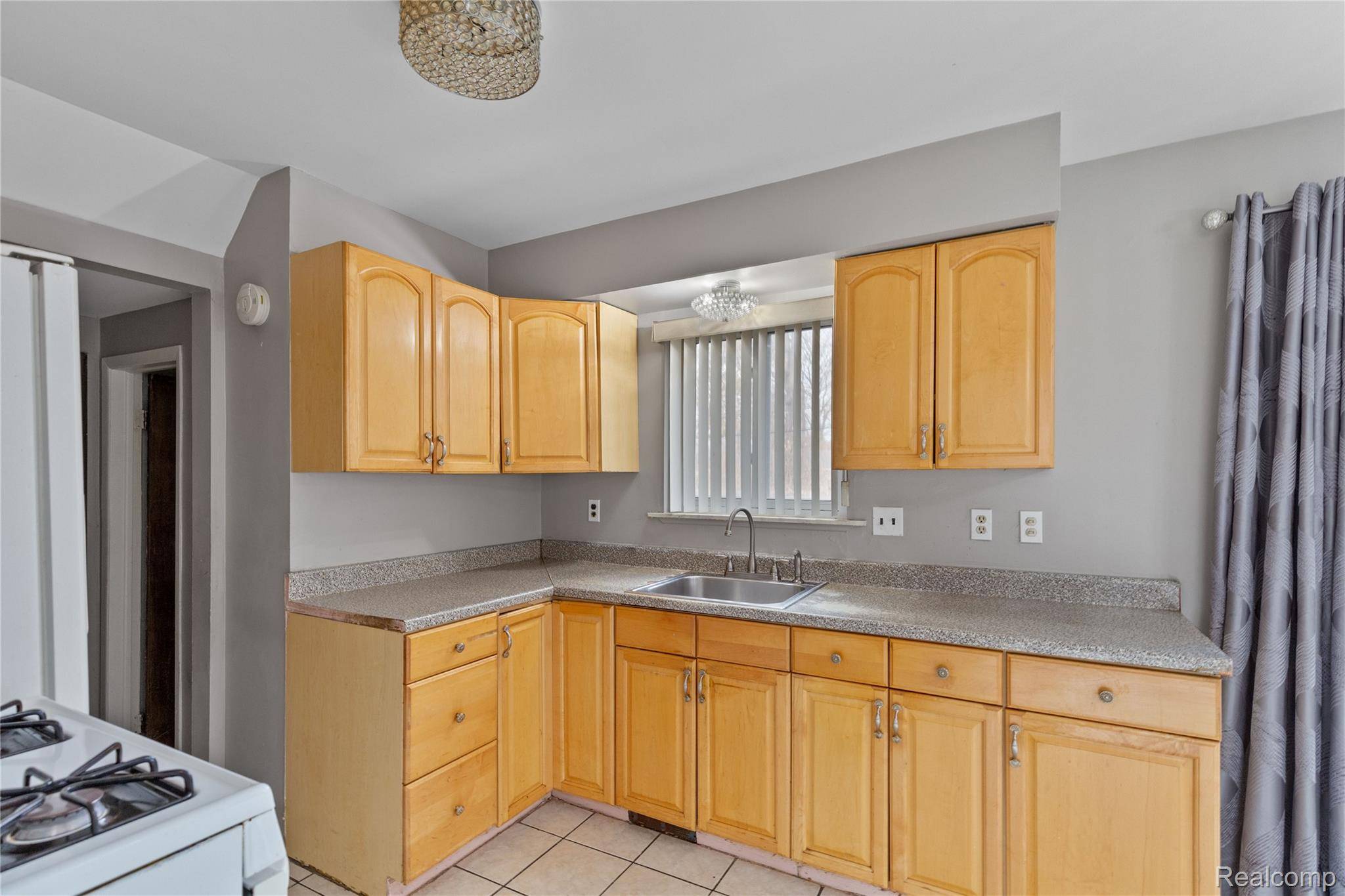 Southfield, MI 48075,19682 Jeanette ST