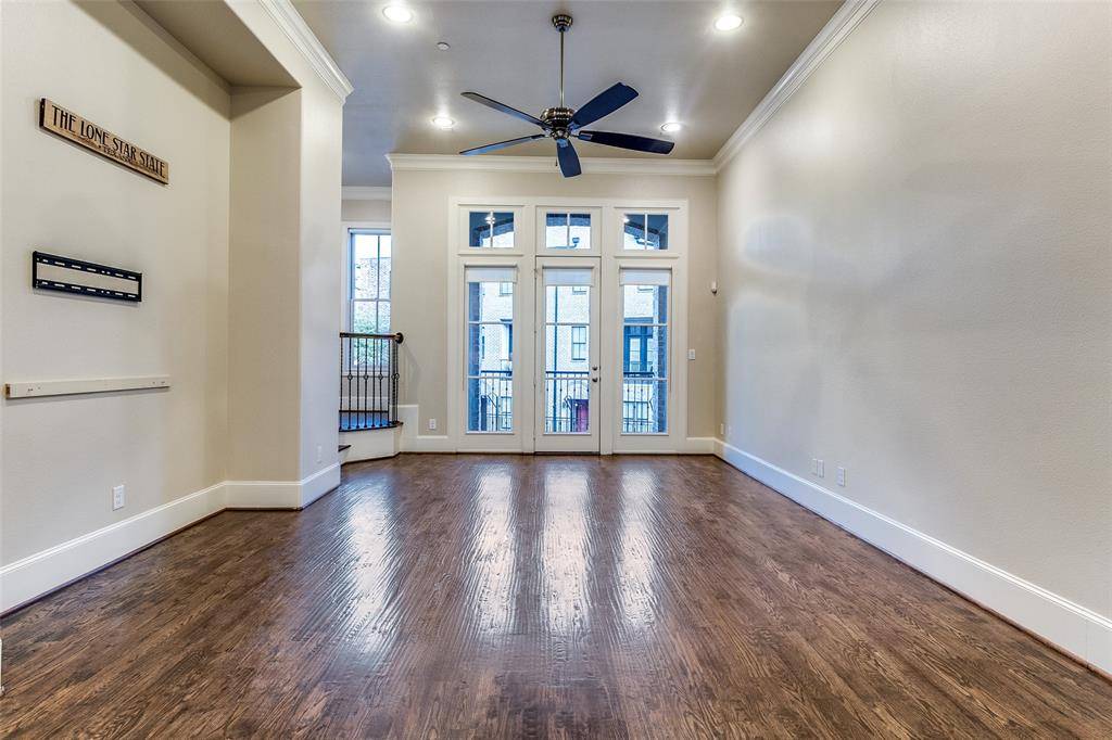 Dallas, TX 75201,2186 Aylesport Drive