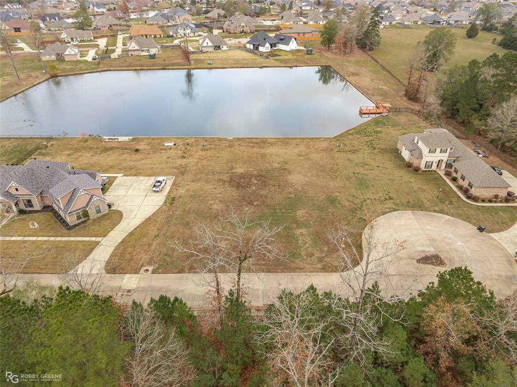 Shreveport, LA 71118,9957 Greentree Lane