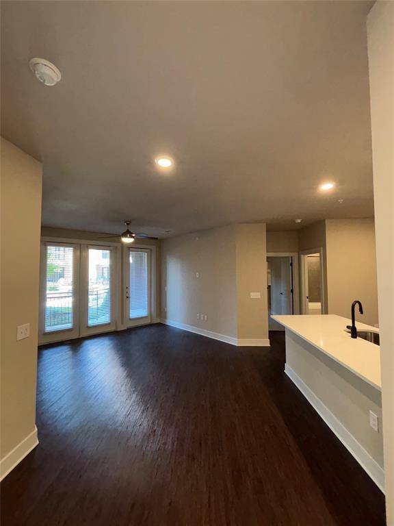 Fairview, TX 75069,111 Town Place #0325