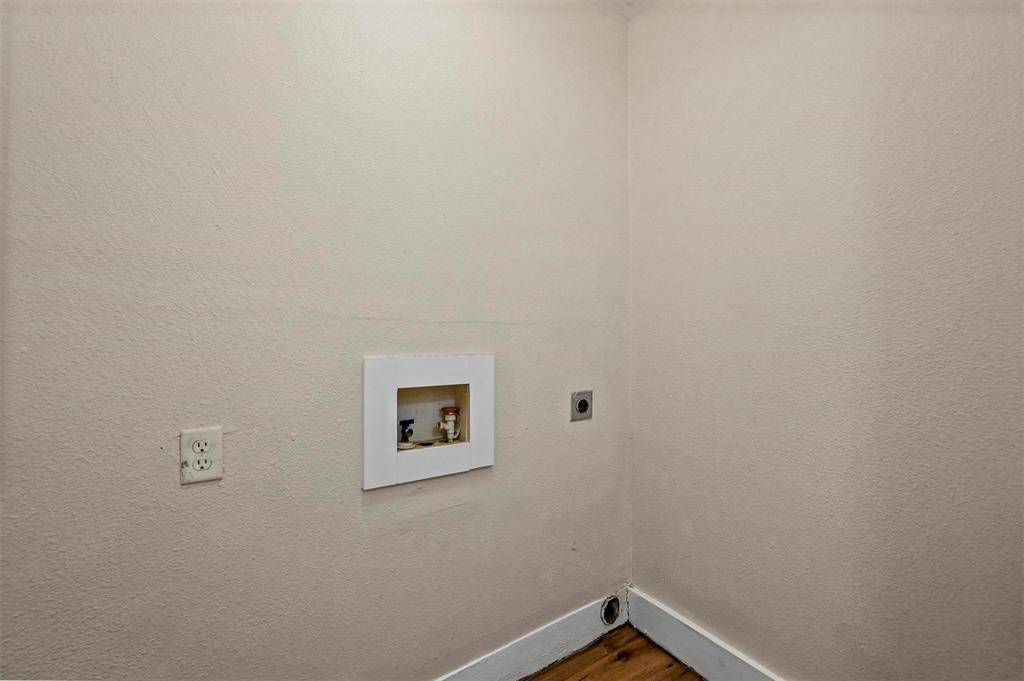 Fort Worth, TX 76104,1016 E Arlington Avenue