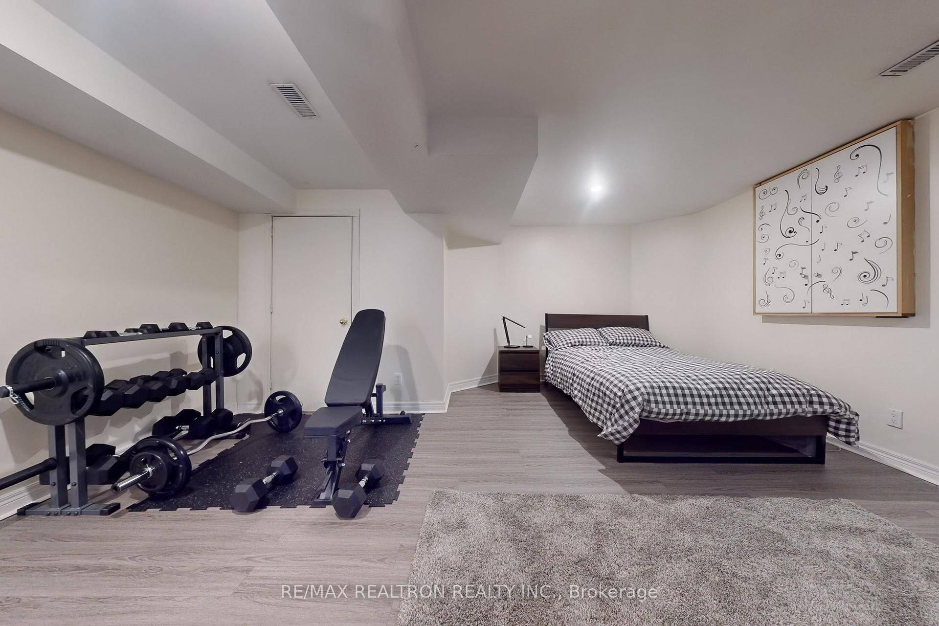 Pickering, ON L1X 2T8,1143 Gossamer DR #Bsmnt