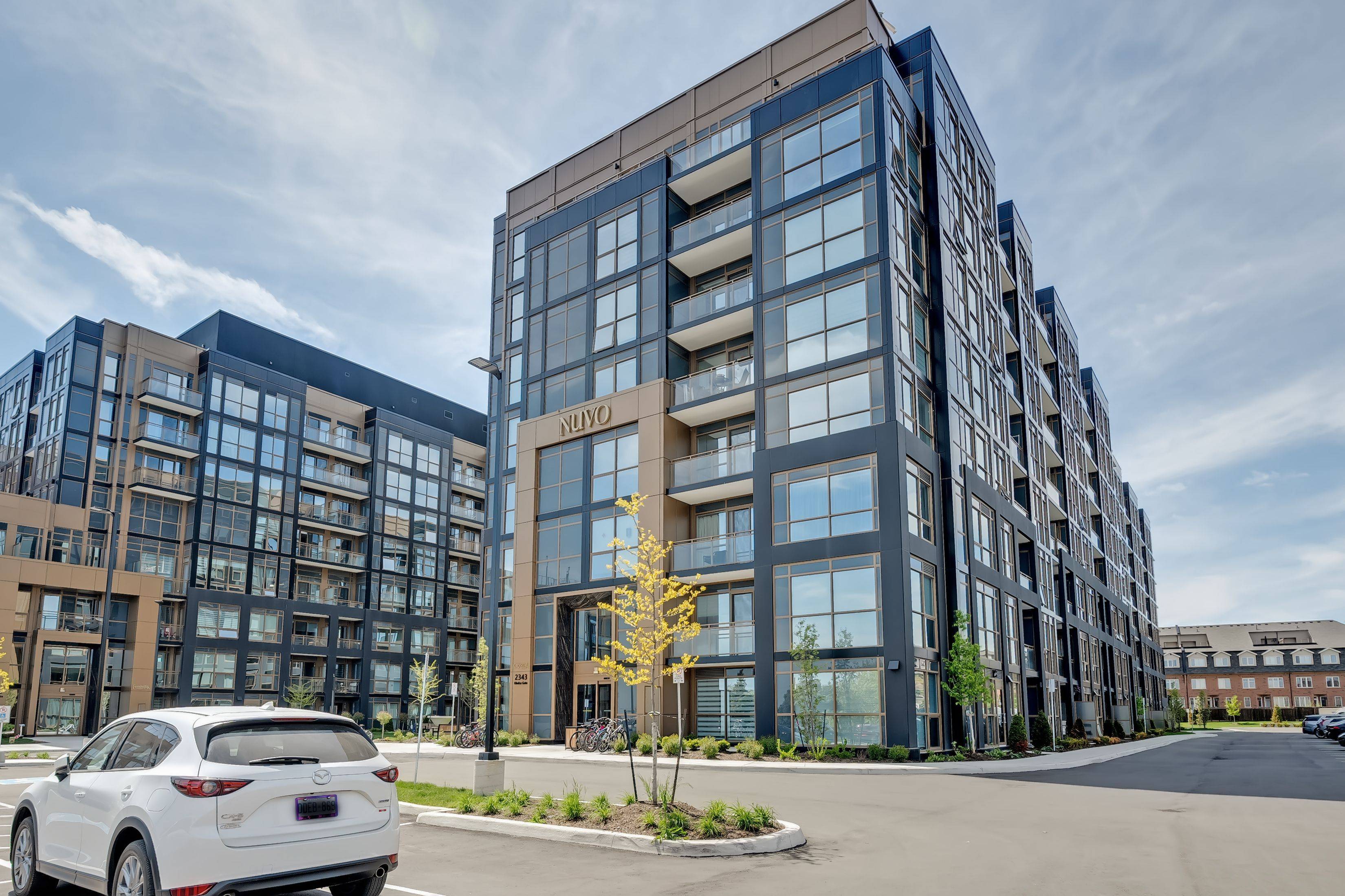 Oakville, ON L6M 4J2,2343 KHALSA Gate #537