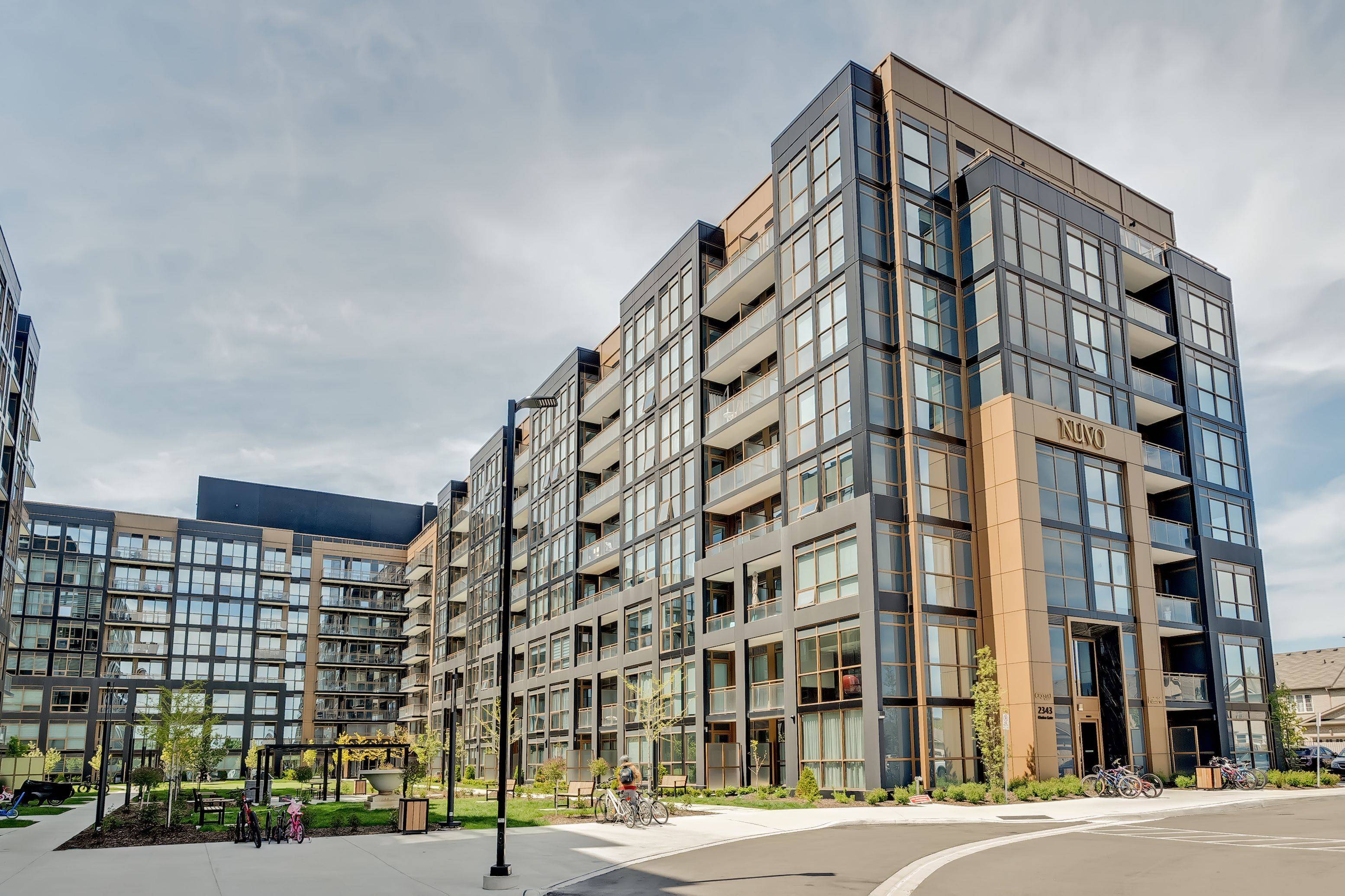 Oakville, ON L6M 4J2,2343 KHALSA Gate #537