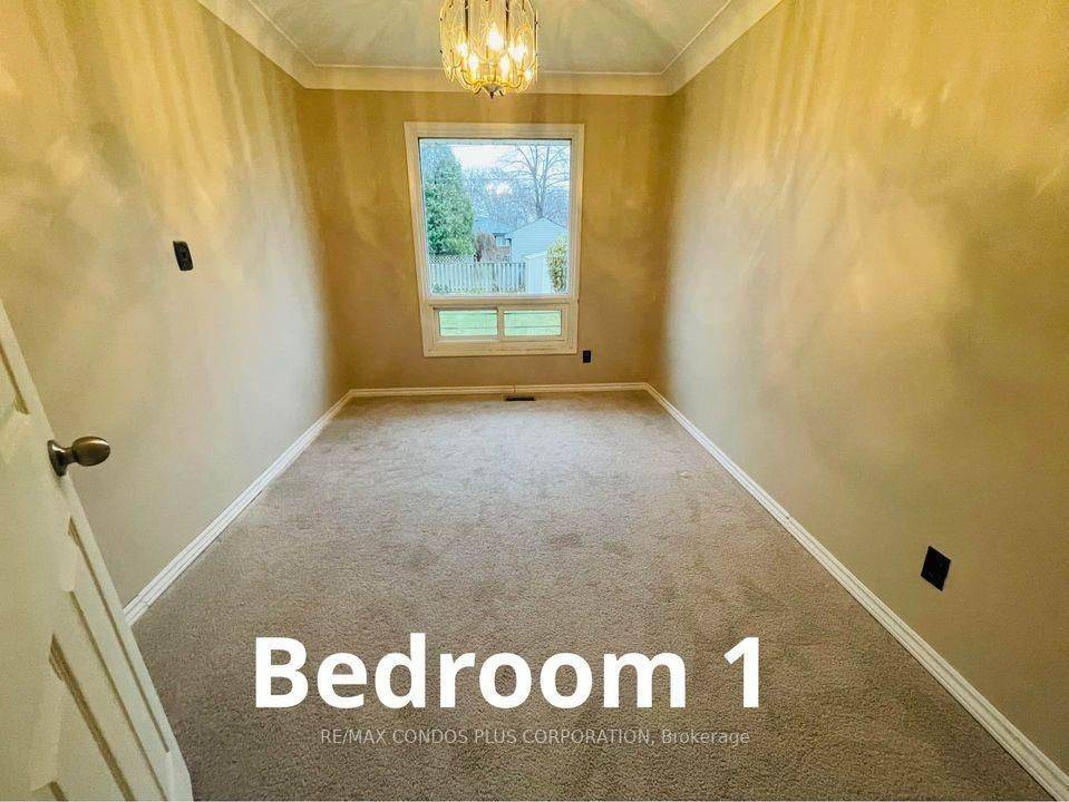 Windsor, ON N9G 2E6,4071 Churchill DR