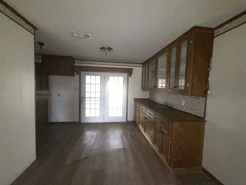 Fairfield, TX 75840,150 Lazy Way