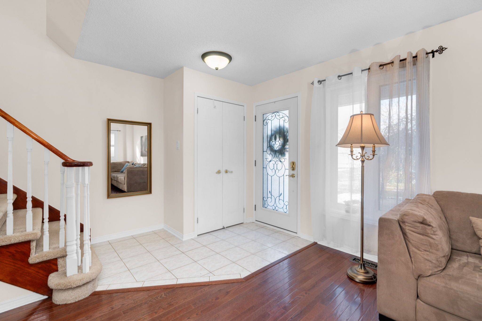 Barrie, ON L4N 7Z2,76 Hodgson DR