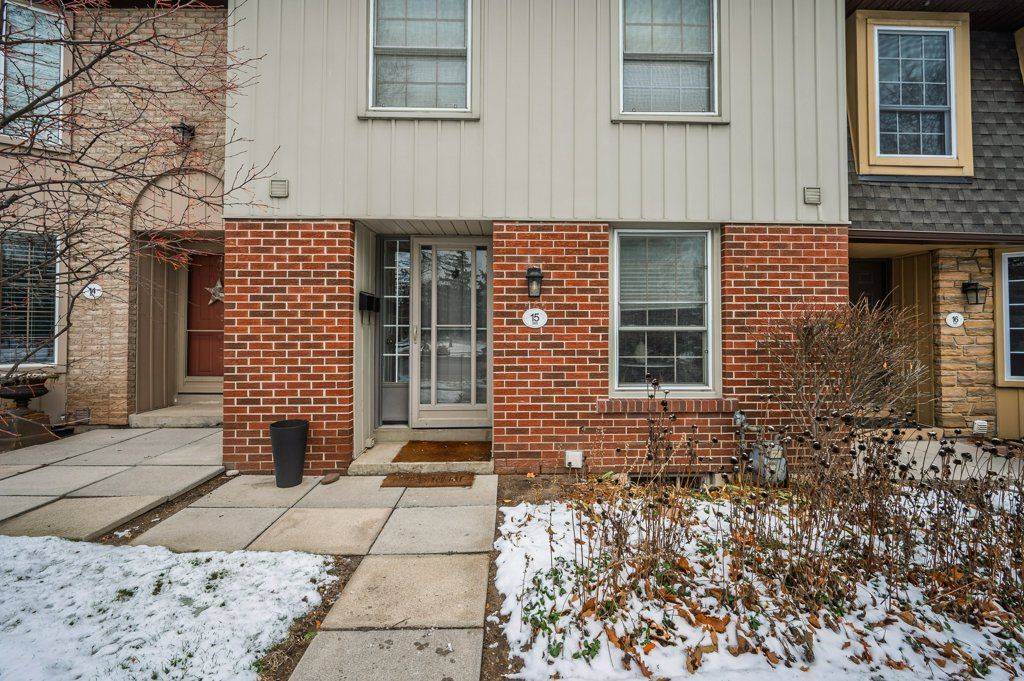 Burlington, ON L7R 3M5,565 Guelph Line #15