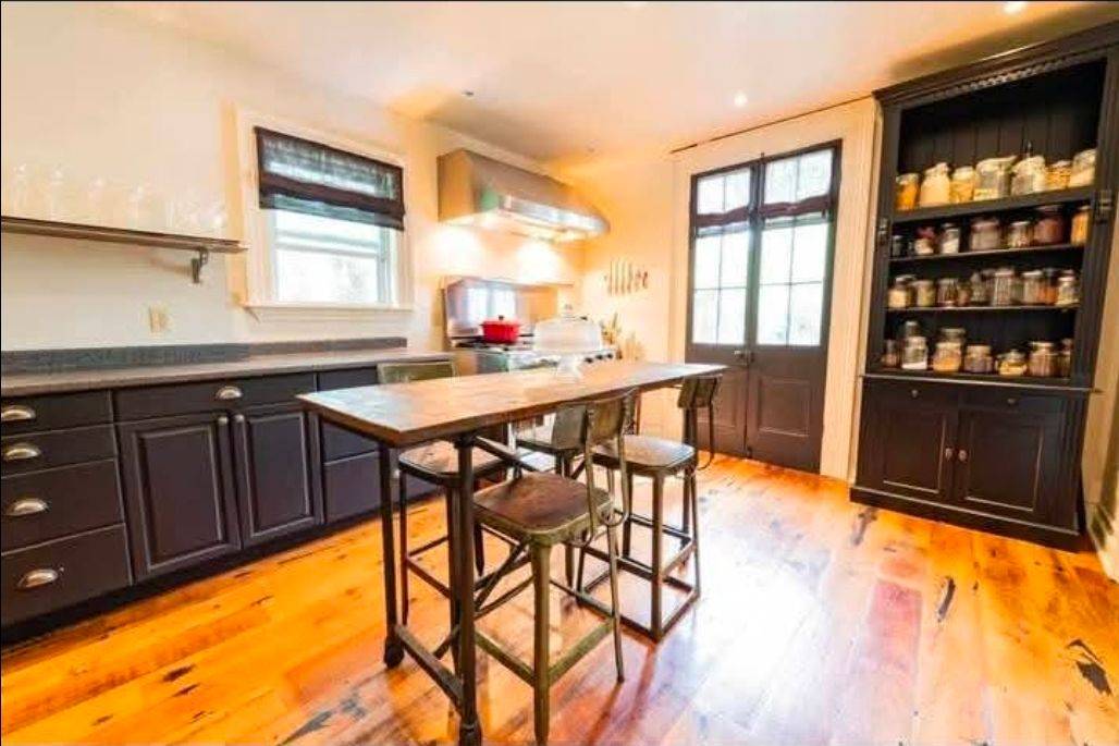 Centre Hastings, ON K0K 2K0,210 St Lawrence ST E