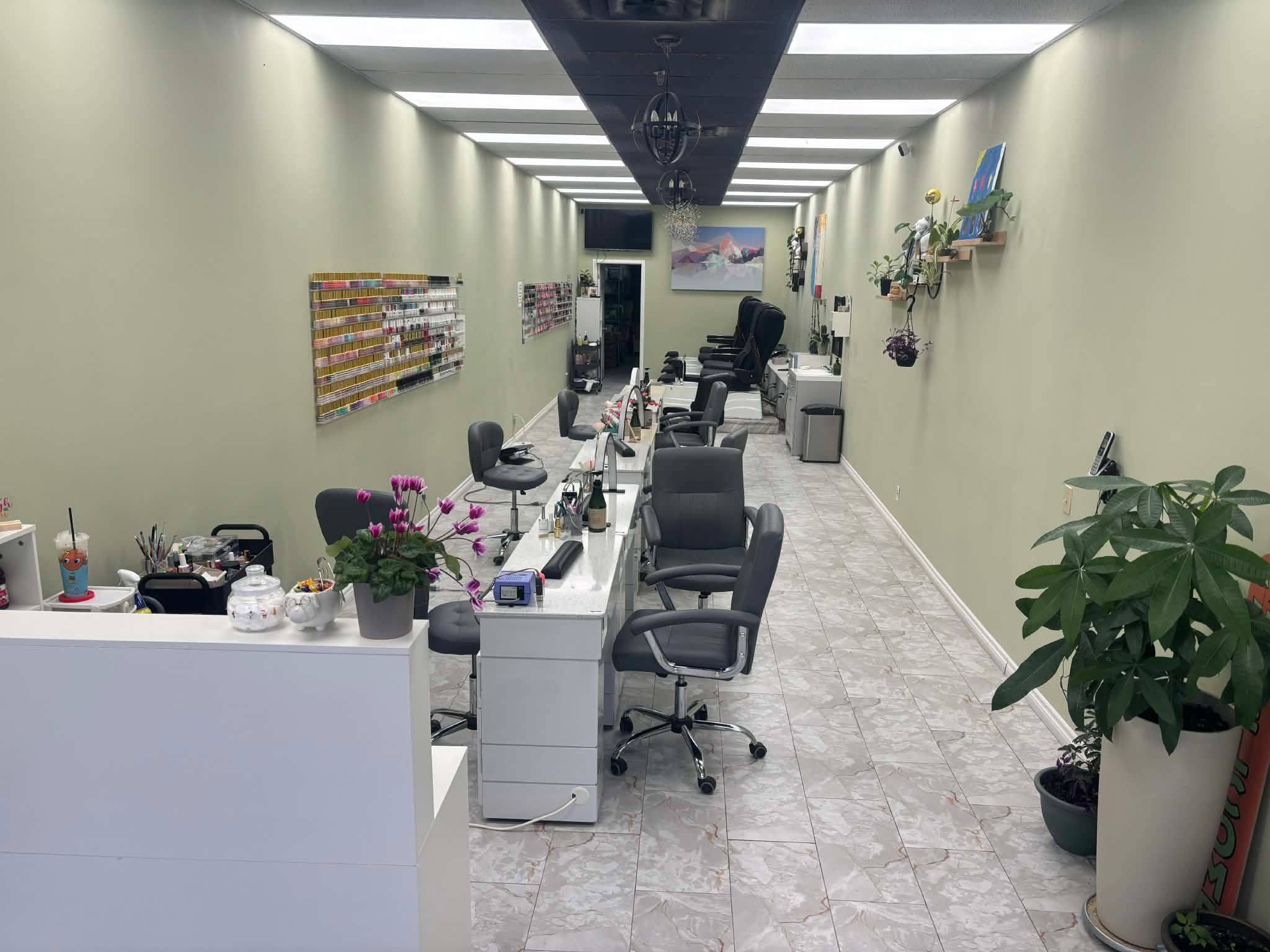 Hamilton, ON L9C 7N1,891 Upper James ST