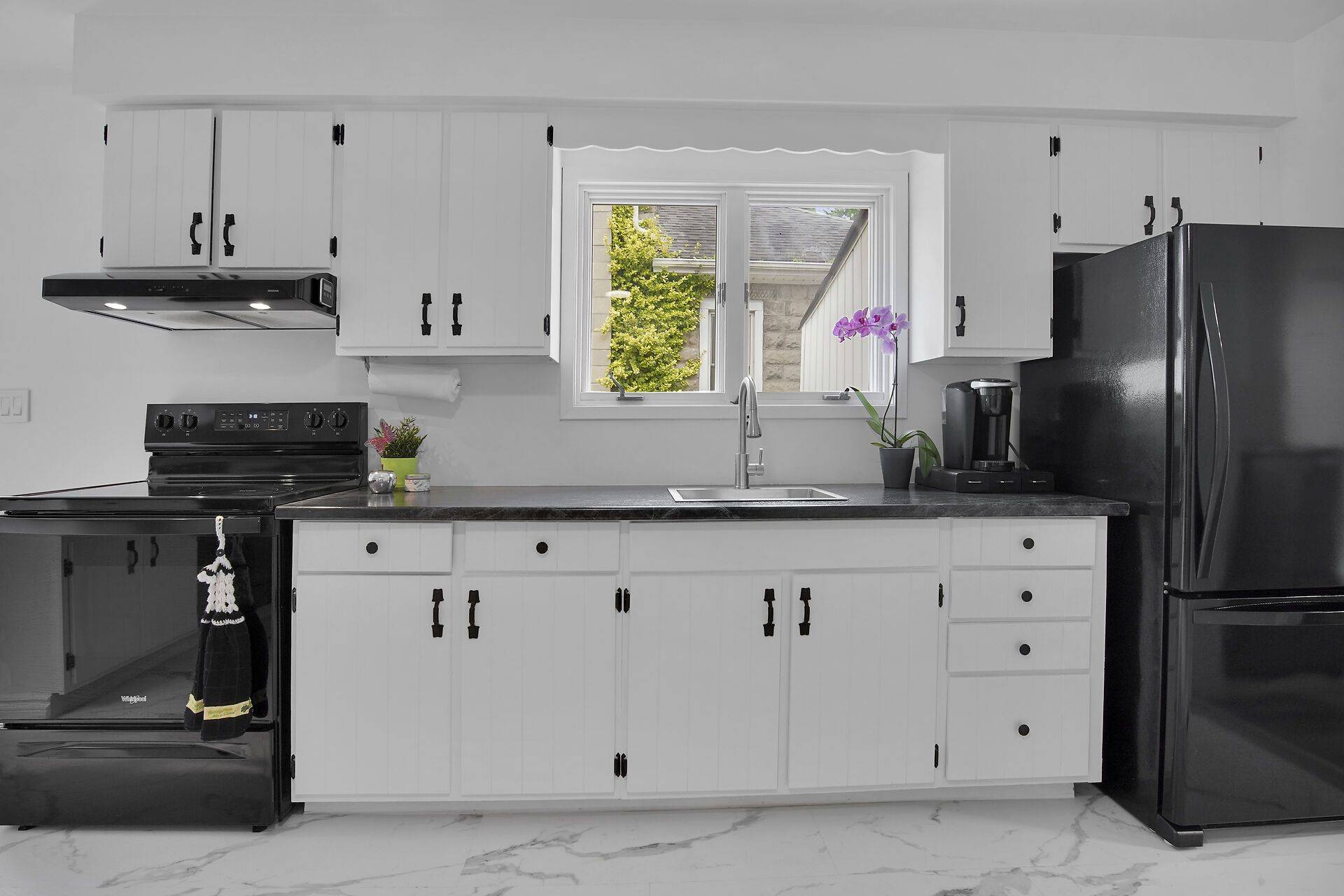 Lucan Biddulph, ON N0M 2J0,209 Water ST