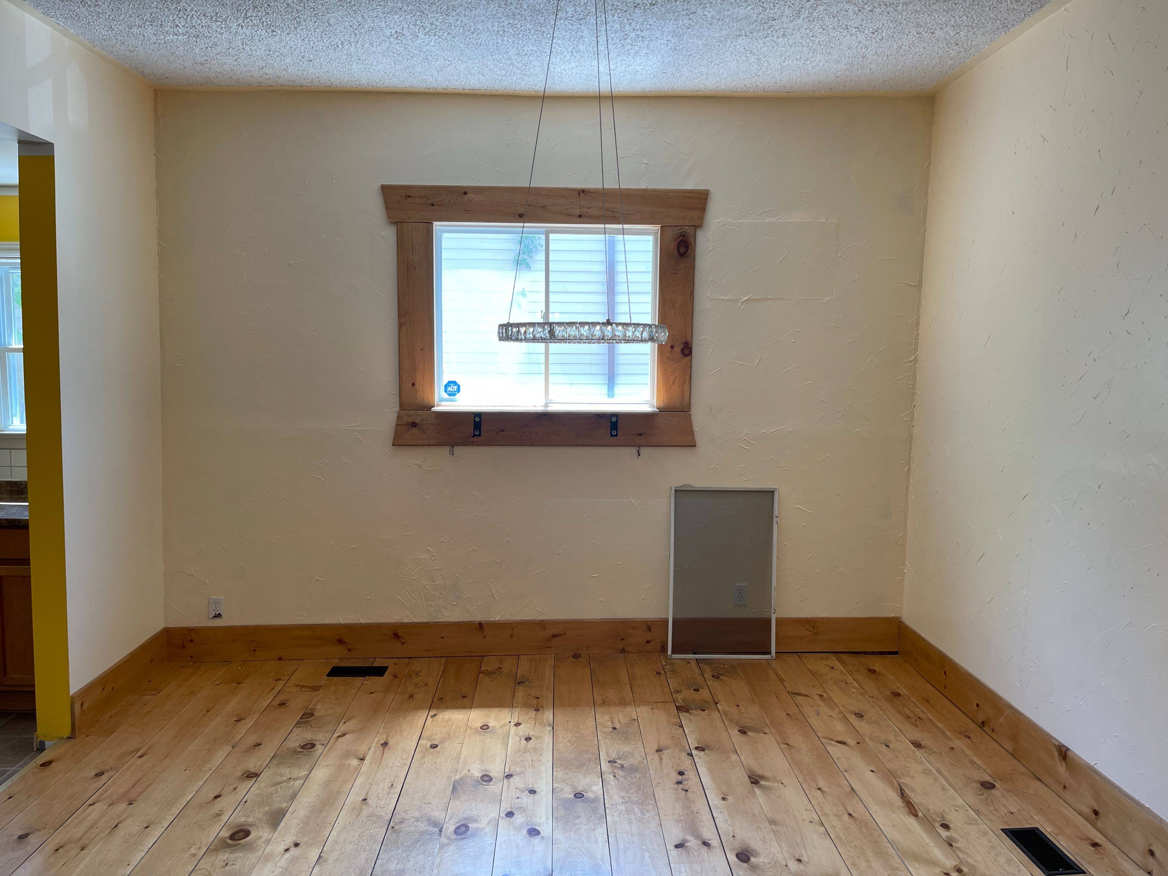 Fort Erie, ON L0S 1N0,154 Ridge RD N