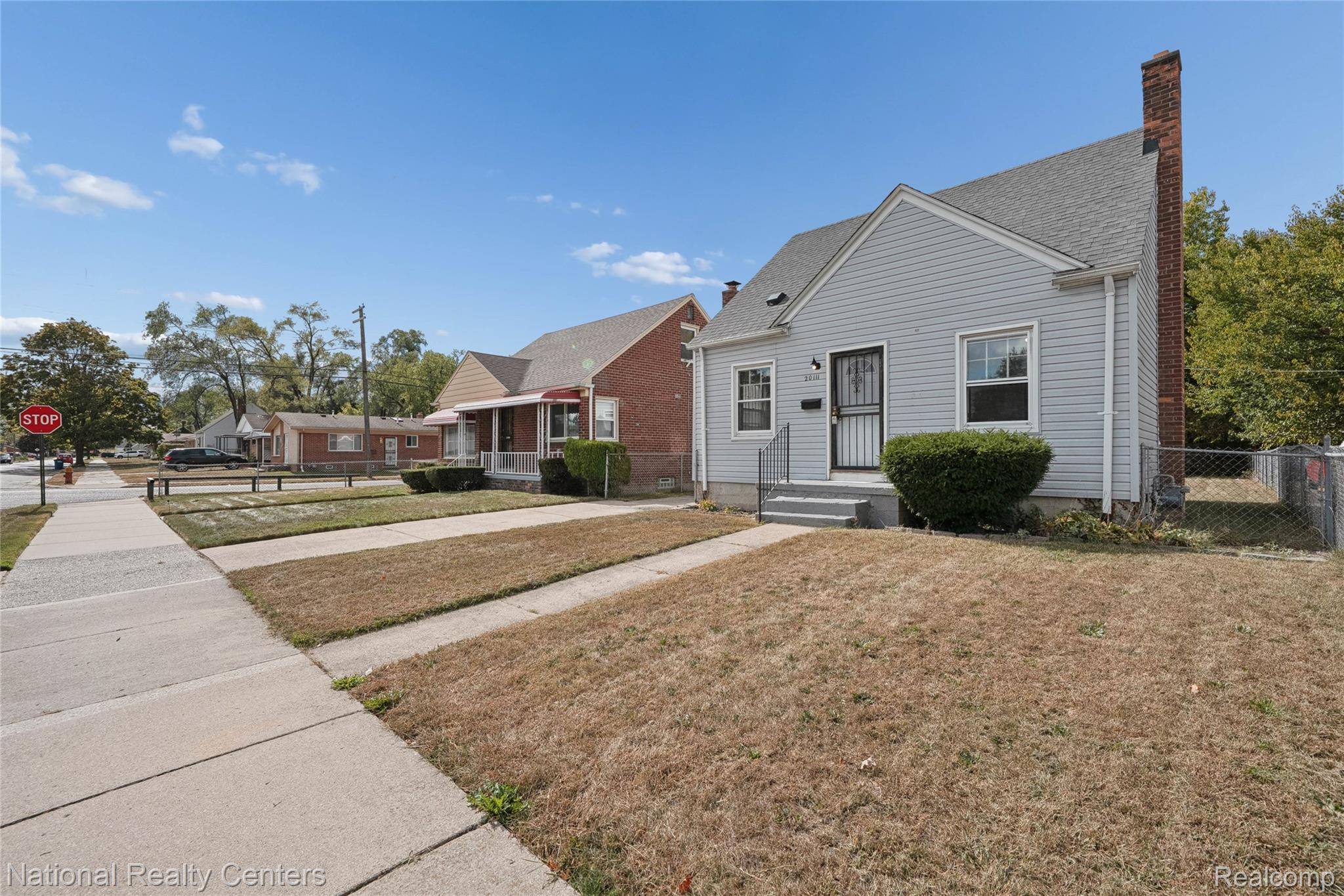 Detroit, MI 48221,20111 Roselawn ST