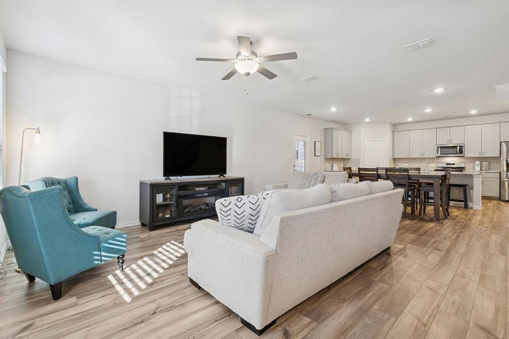 Corinth, TX 76210,2621 Gateway Avenue