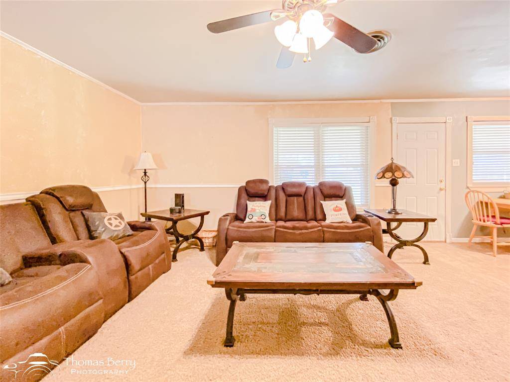 Roscoe, TX 79545,1104 Hickory Street