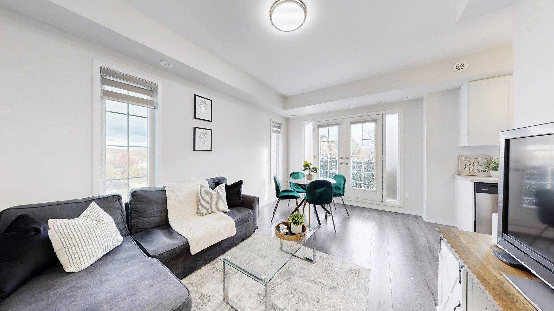 Vaughan, ON L4L 1J4,26 Bruce ST #E08