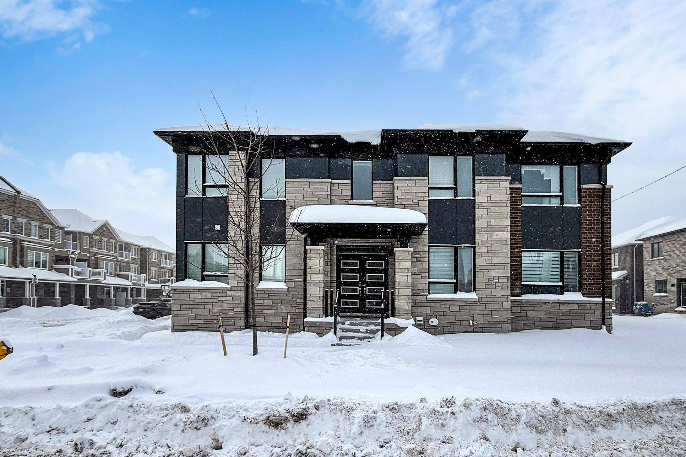 Barrie, ON L9J 0G5,69 Ennerdale ST