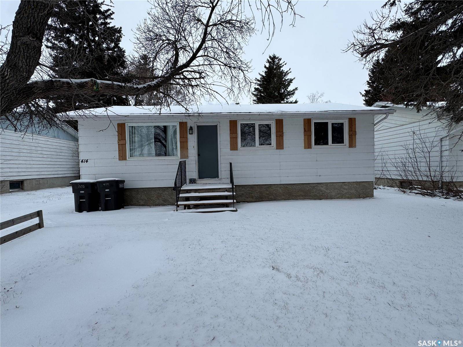 Naicam, SK S0K 2Z0,414 3rd AVENUE N