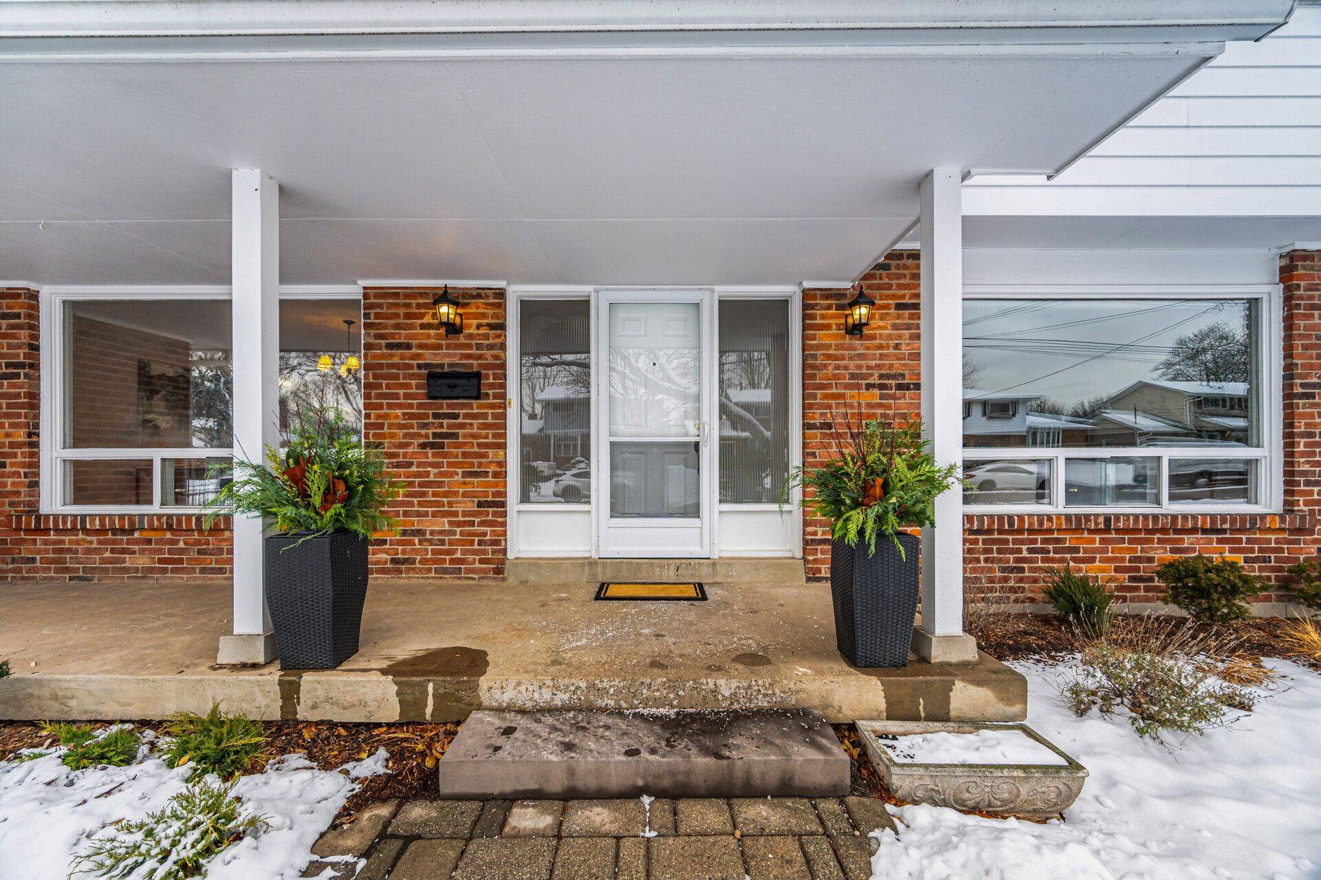 Hamilton, ON L8T 1P4,171 Sherwood Rise