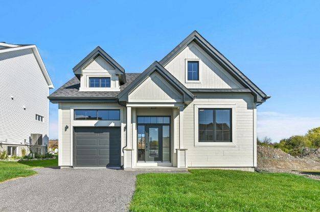 Champlain, ON K0B 1R0,9 Arber ST