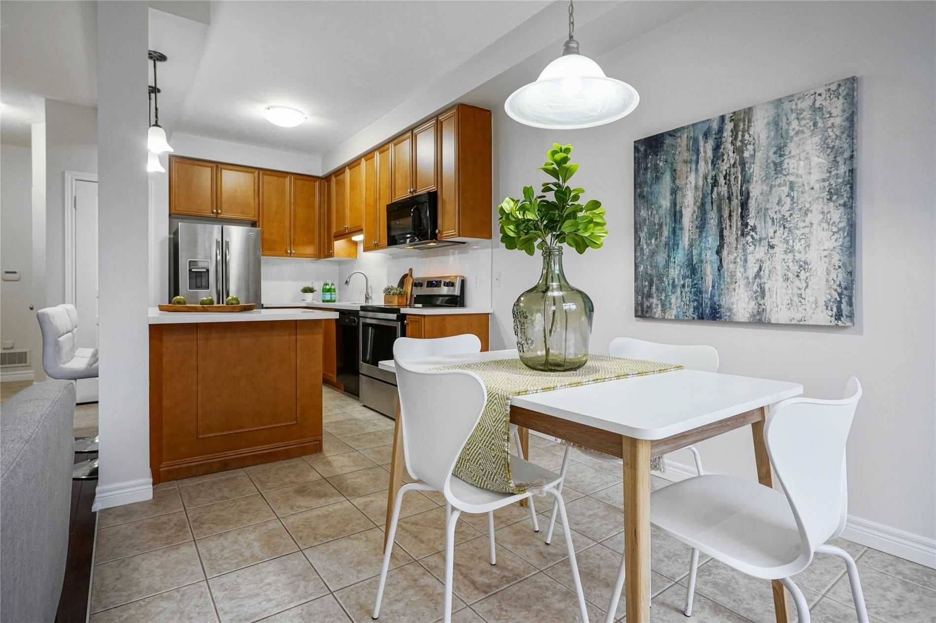 Hamilton, ON L8E 0E4,88 Marina Point CRES