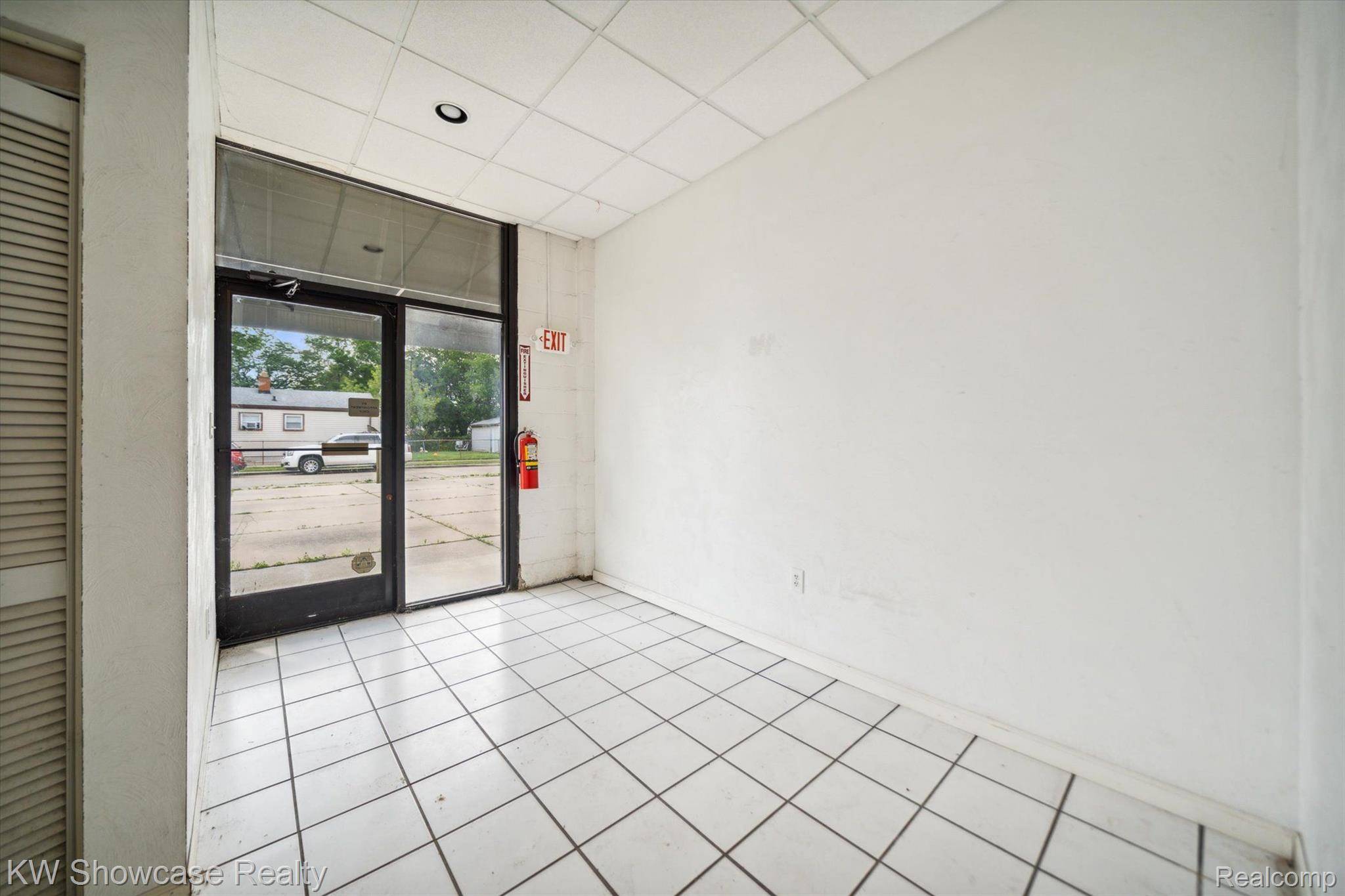 Eastpointe, MI 48021,16811 STEPHENS DR