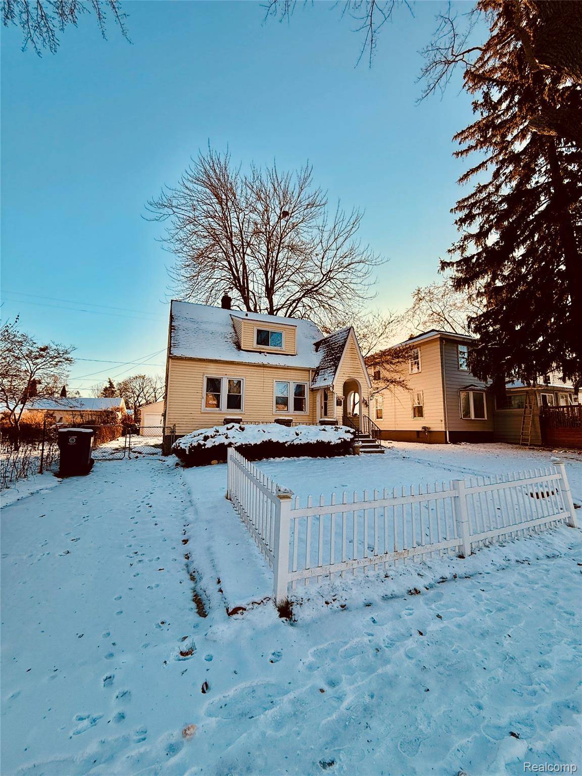 Flint, MI 48507,630 Buckingham Ave