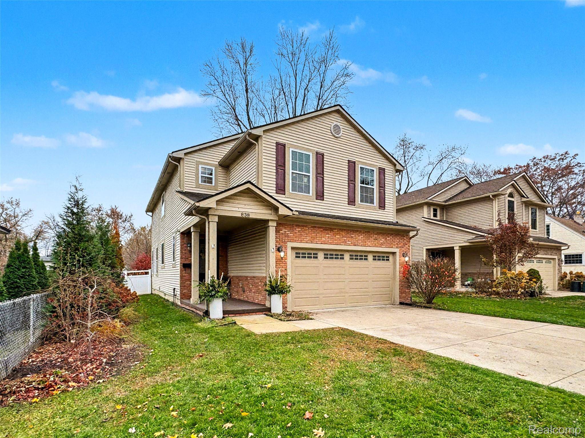 Clawson, MI 48017,838 Coolidge AVE