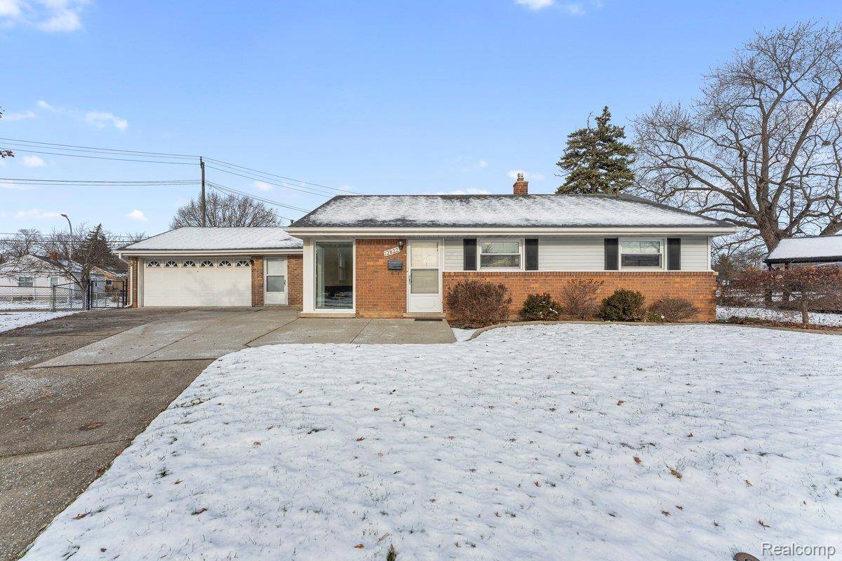 Riverview, MI 48193,12822 Johanna CT