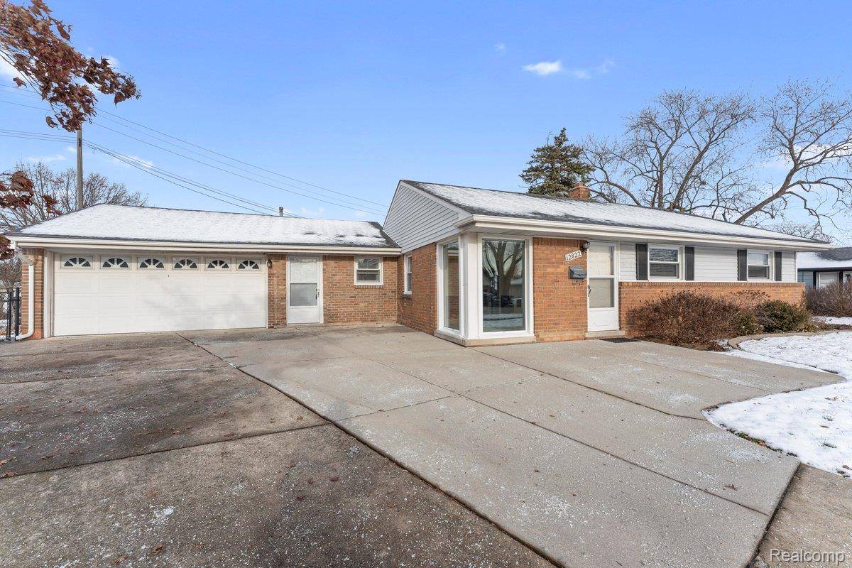 Riverview, MI 48193,12822 Johanna CT