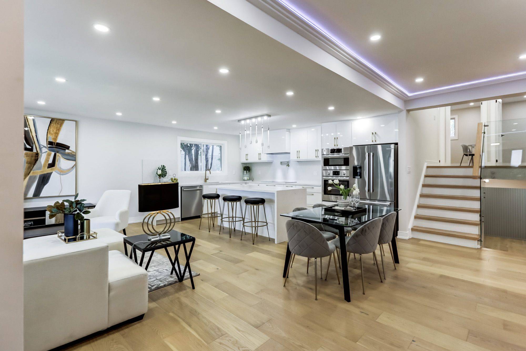 Toronto C15, ON M2K 2K7,30 Snowcrest AVE